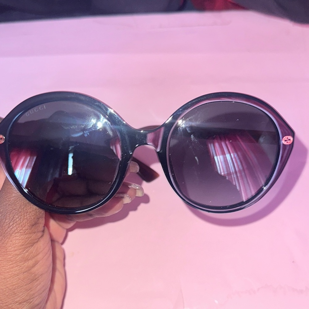 Gucci Women's Black Oversized Sunglasses